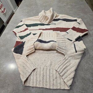 SUZY SHIER Women's Cowl Neck Long Sleeves Sweater w/Graphic Accents - Sze Medium